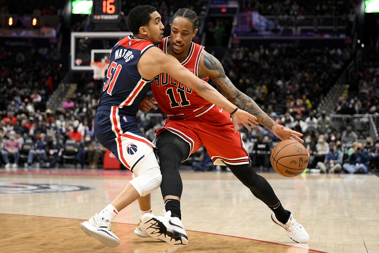  德罗赞中投准绝杀，公牛加时险胜奇才  