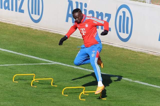  利物浦门将神勇发挥，一球小胜热刺巩固领头羊位置